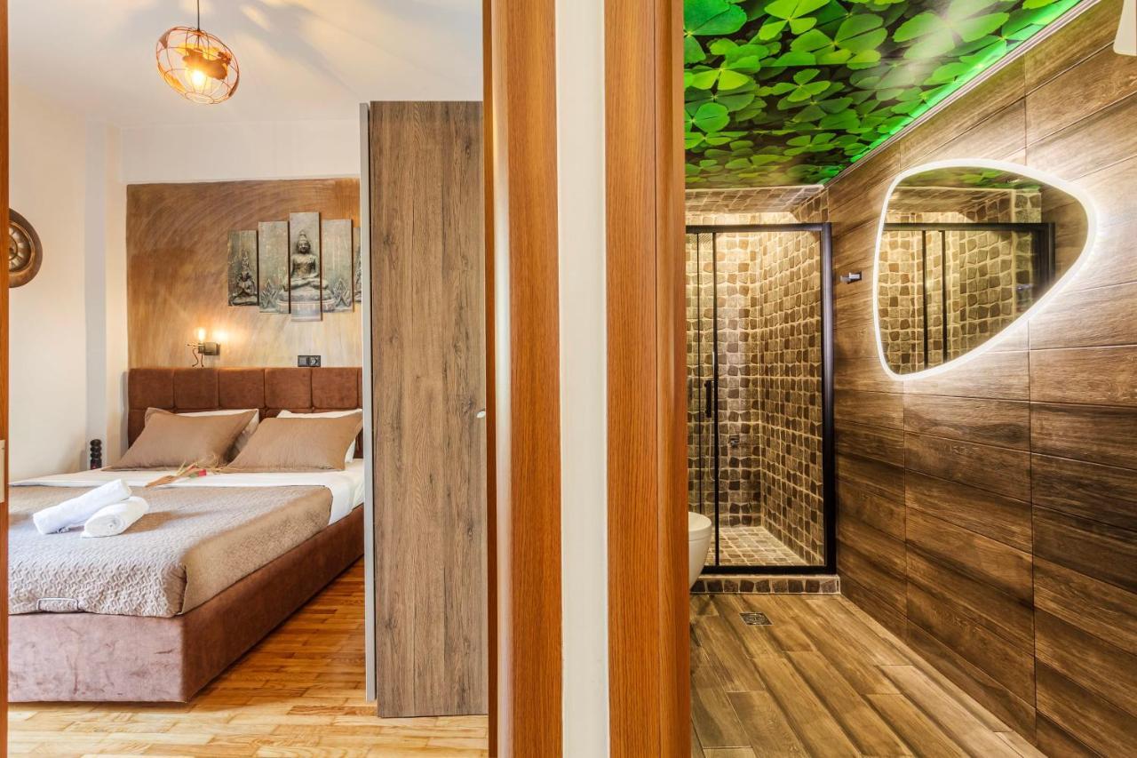 Cuckoo'S Nest - Kalamata City Centre Luxury Buitenkant foto